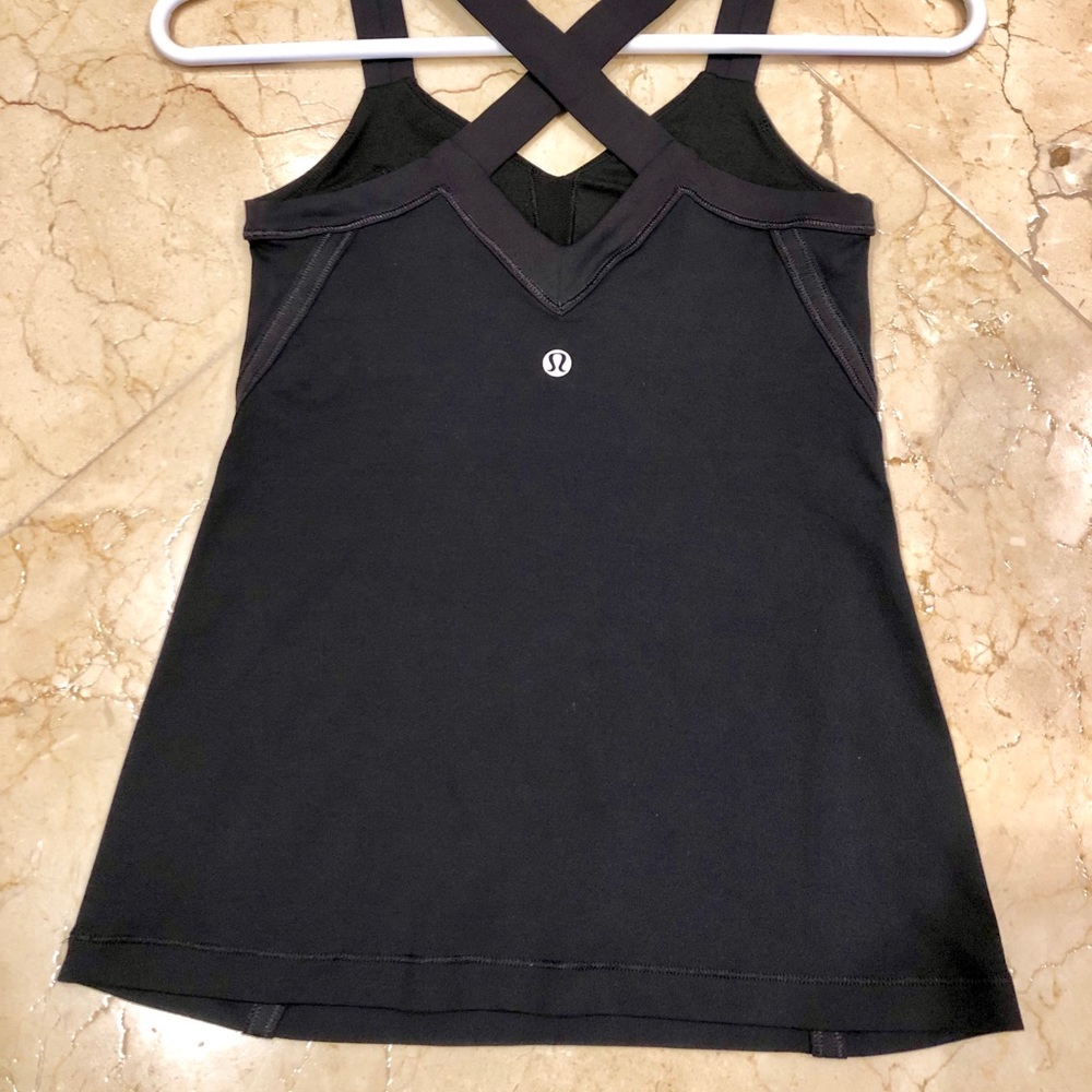 Lululemon tank top